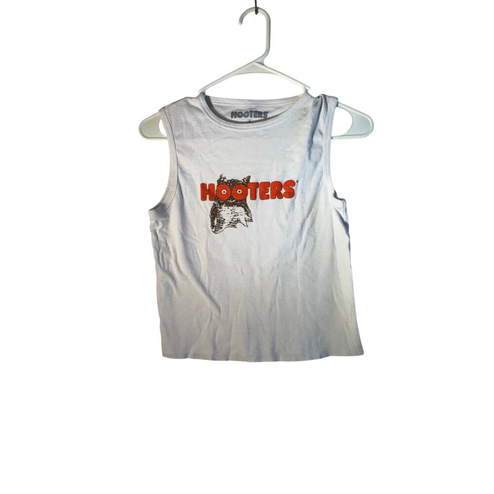 Hooters made in Mexico white cropped tank size M